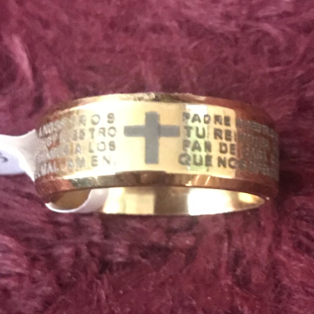 beautiful ring with prayer our father